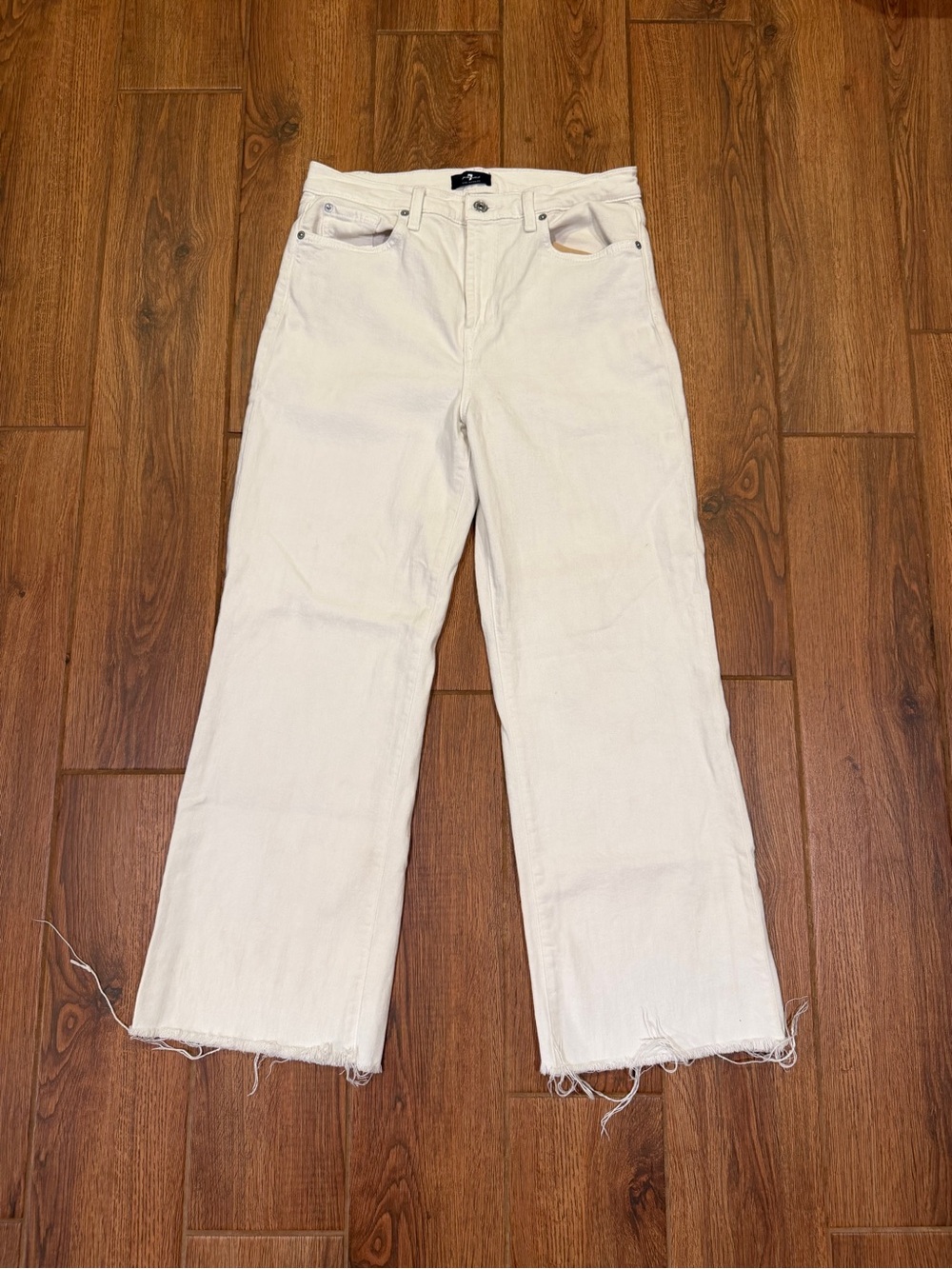 7 For All Mankind Off-White Wide Leg Jeans / women’s 30